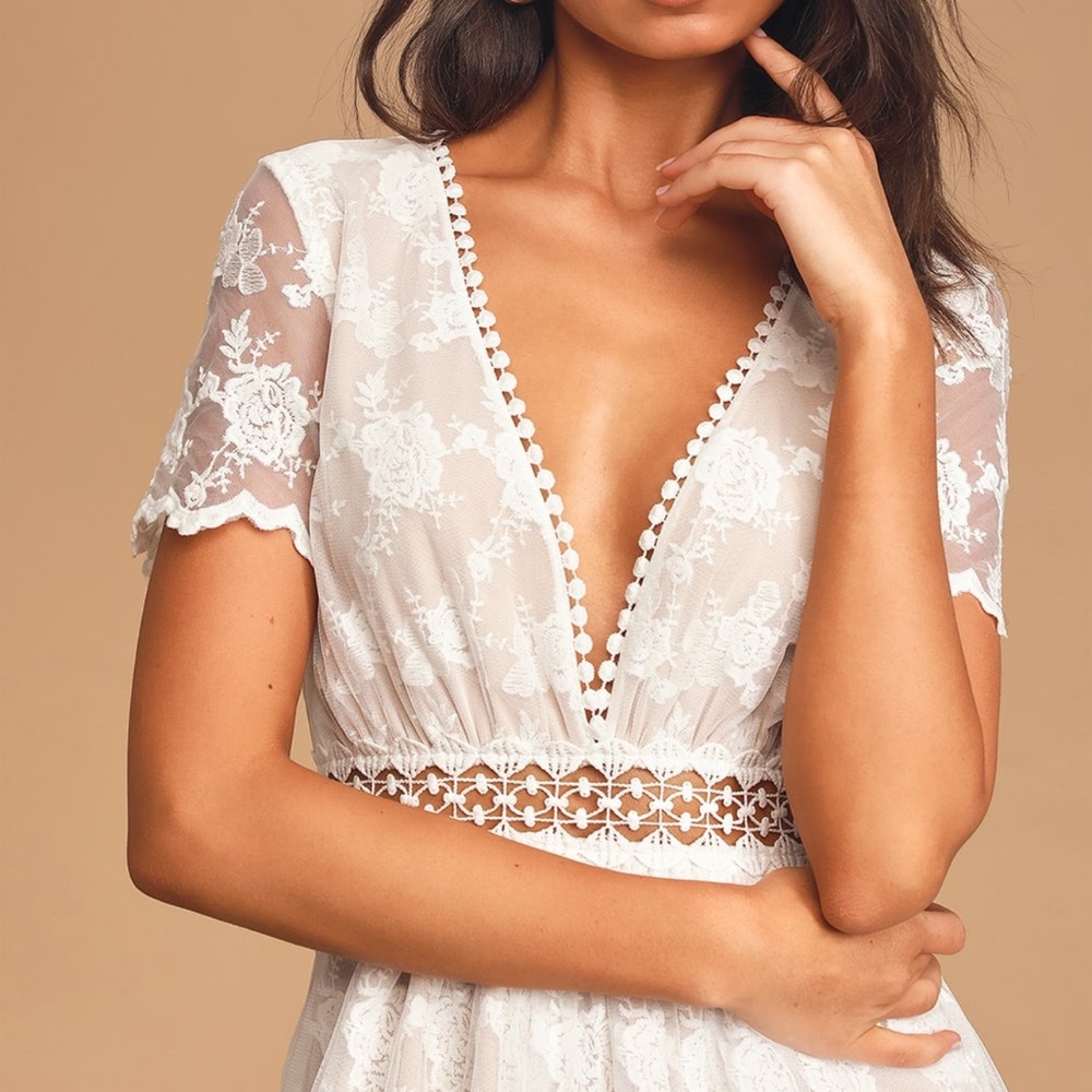 Lulu’s Magical Love White Lace Short Sleeve Mini Dress Size XS NWT - Picture 3 of 13